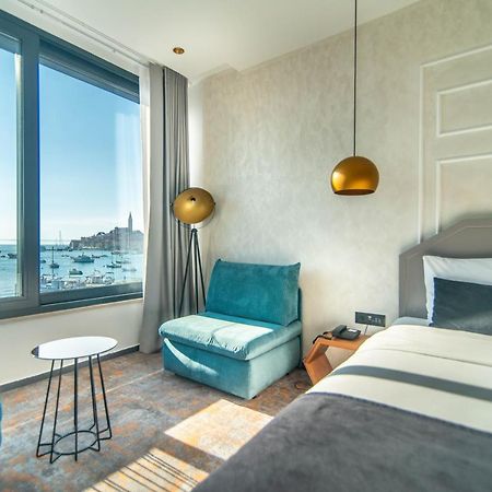 Hotel Delfin Rovinj Exterior foto